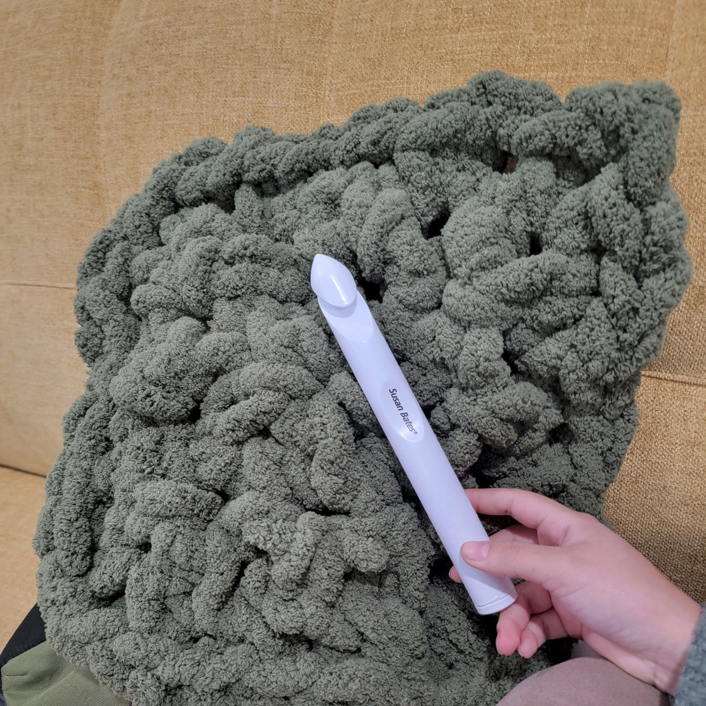 Chunky Crochet Pet Bed – Handmade, Made-to-Order